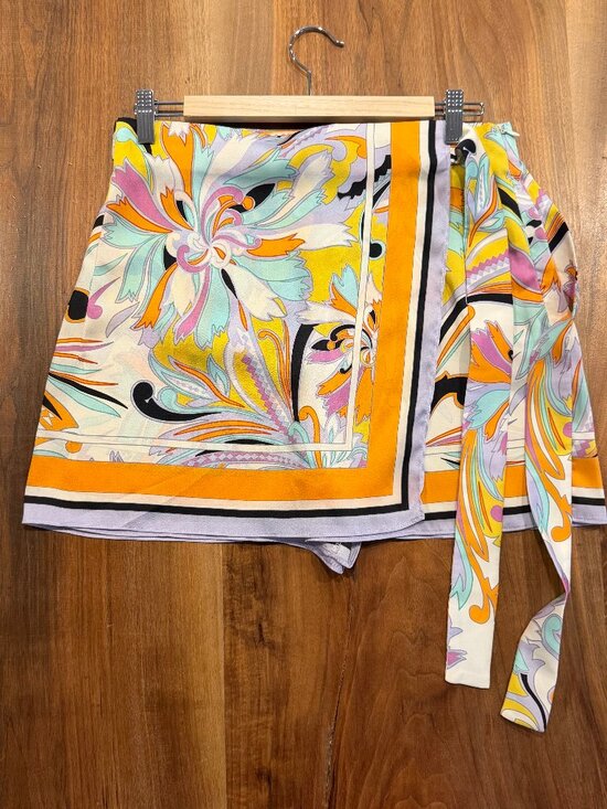Zara Pants - Zara Pucci-style print skort